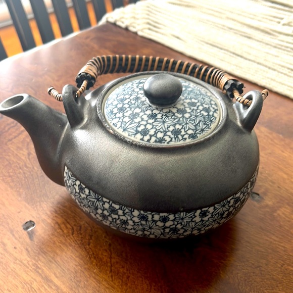 Cost Plus World Market Other - 🎉HP🎊Japanese tea pot